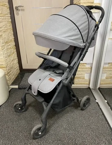 Прогулочная коляска в отличном состоянии - Мототехника в Барнаул