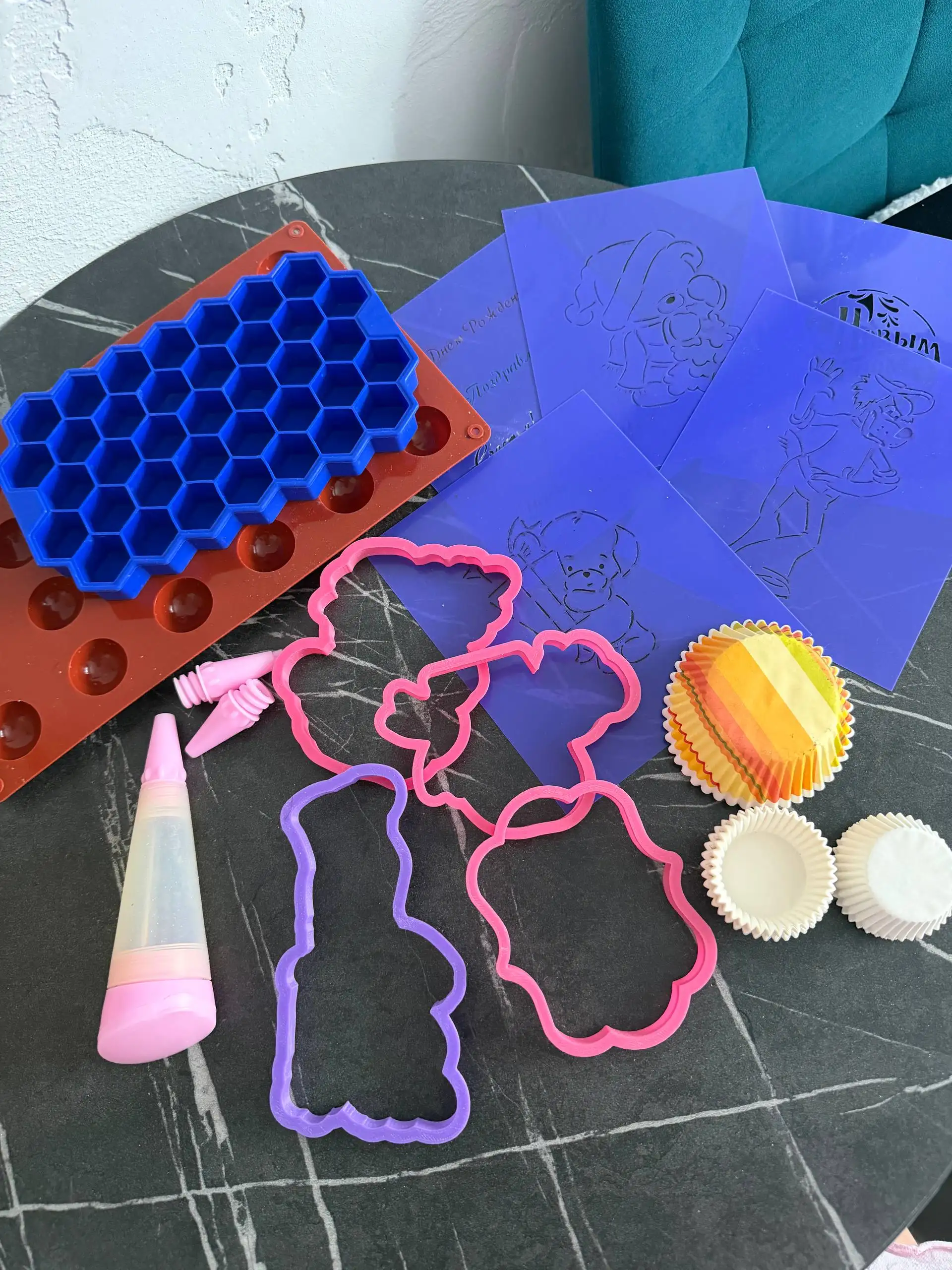 Продам товары для творчества, детские вещи и игрушки - Барахолка в Барнаул