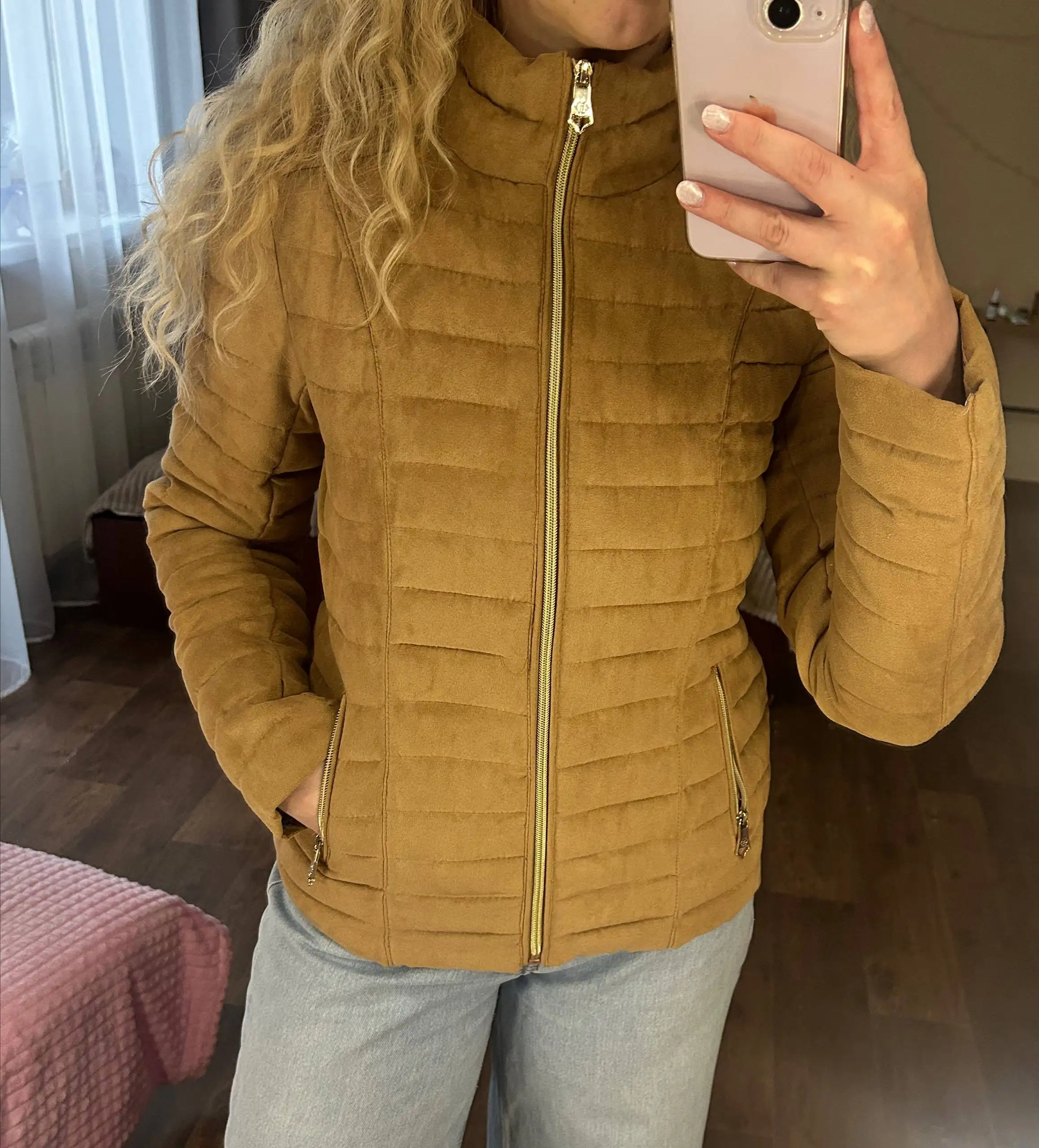 Продам женскую куртку 42-44 - Верхняя одежда (Одежда) в Барнаул