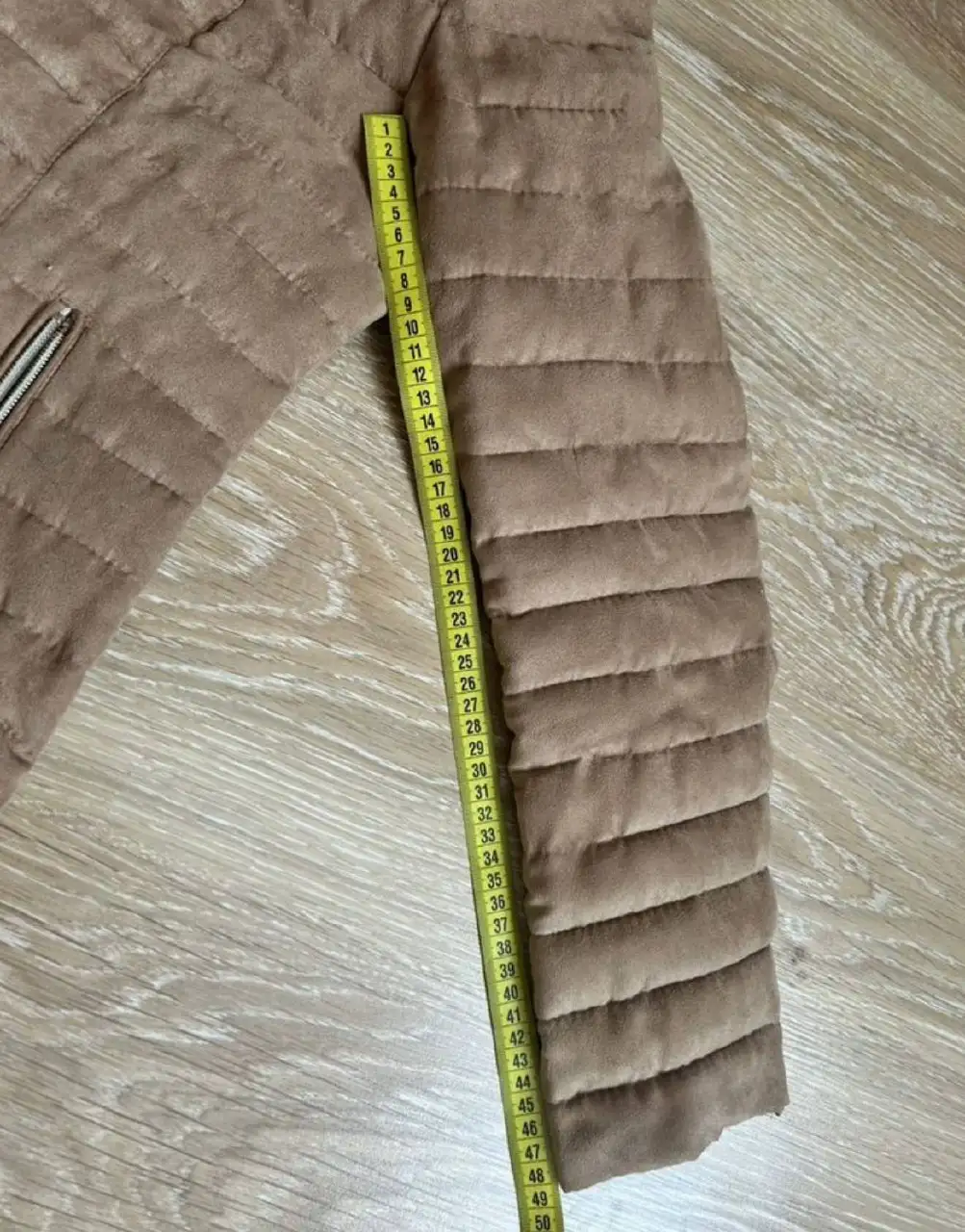 Продам женскую куртку 42-44 - Верхняя одежда (Одежда) в Барнаул