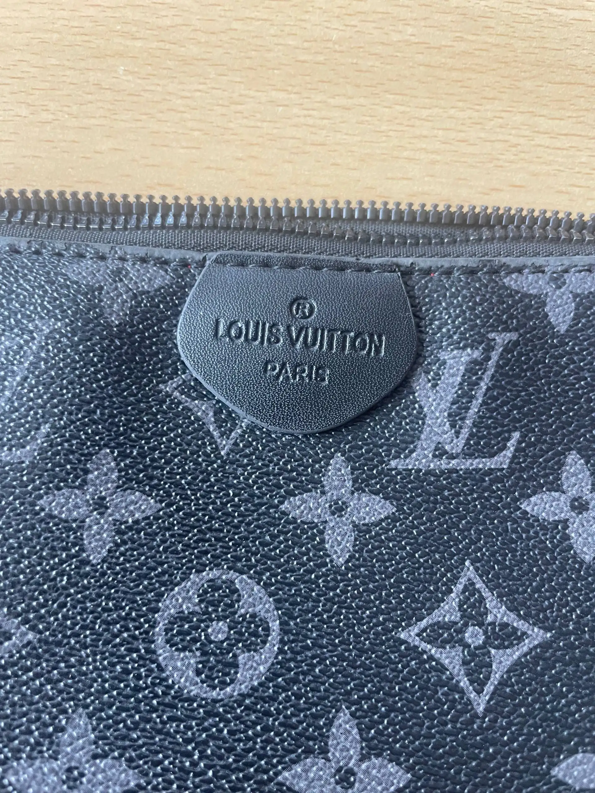 Сумка Луи - Барахолка в Барнаул