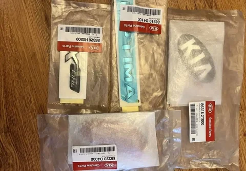 Эмблемы KIA - Кузовные детали в Барнаул