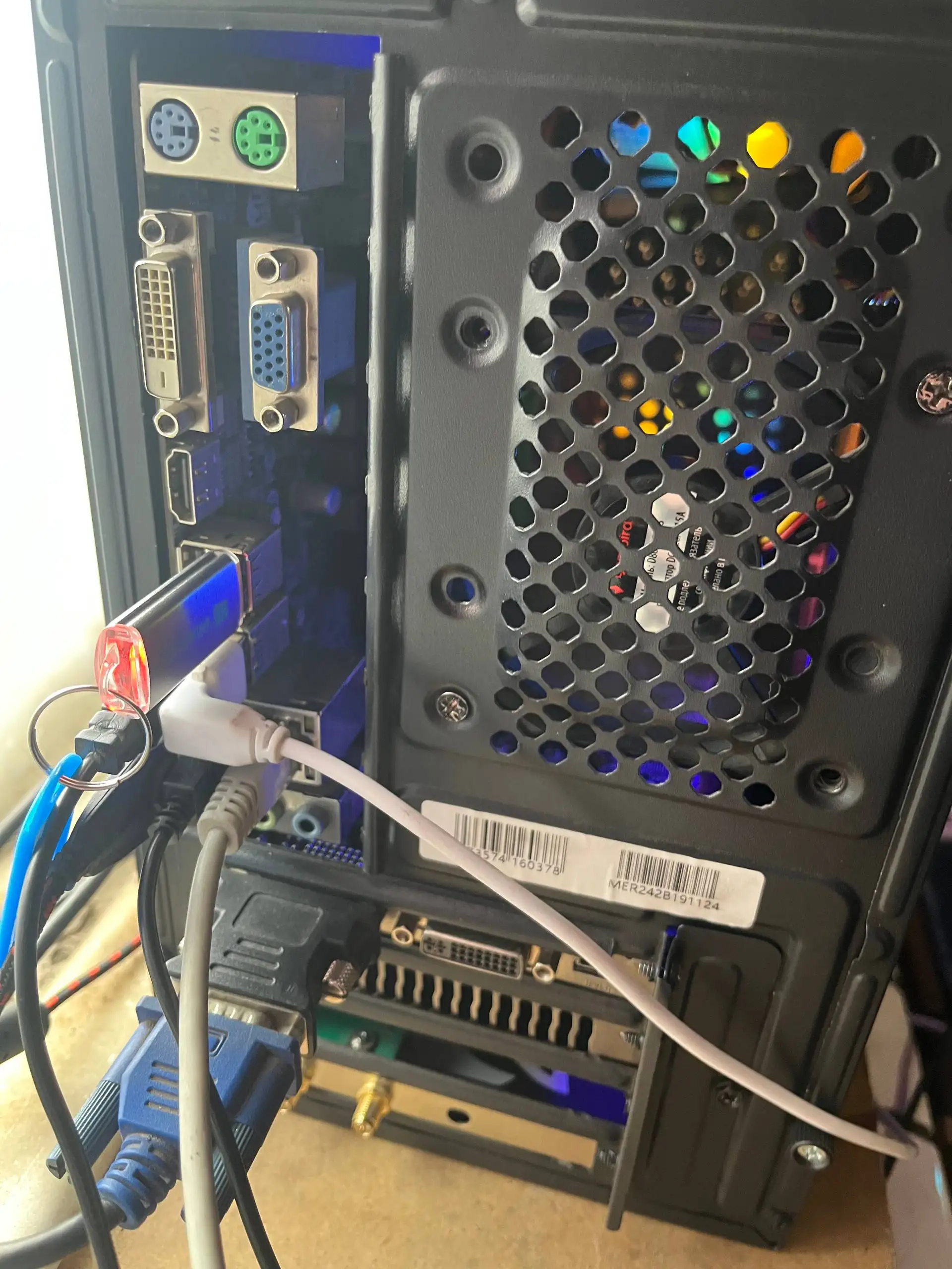 Продажа компьютера за 18000 рублей - Компьютеры (Электроника) в Барнаул