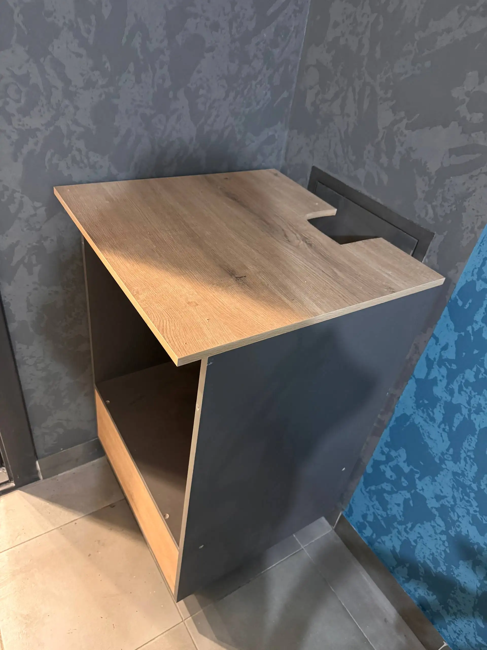 Стол-тумба под духовой шкаф - Для дома и дачи в Барнаул