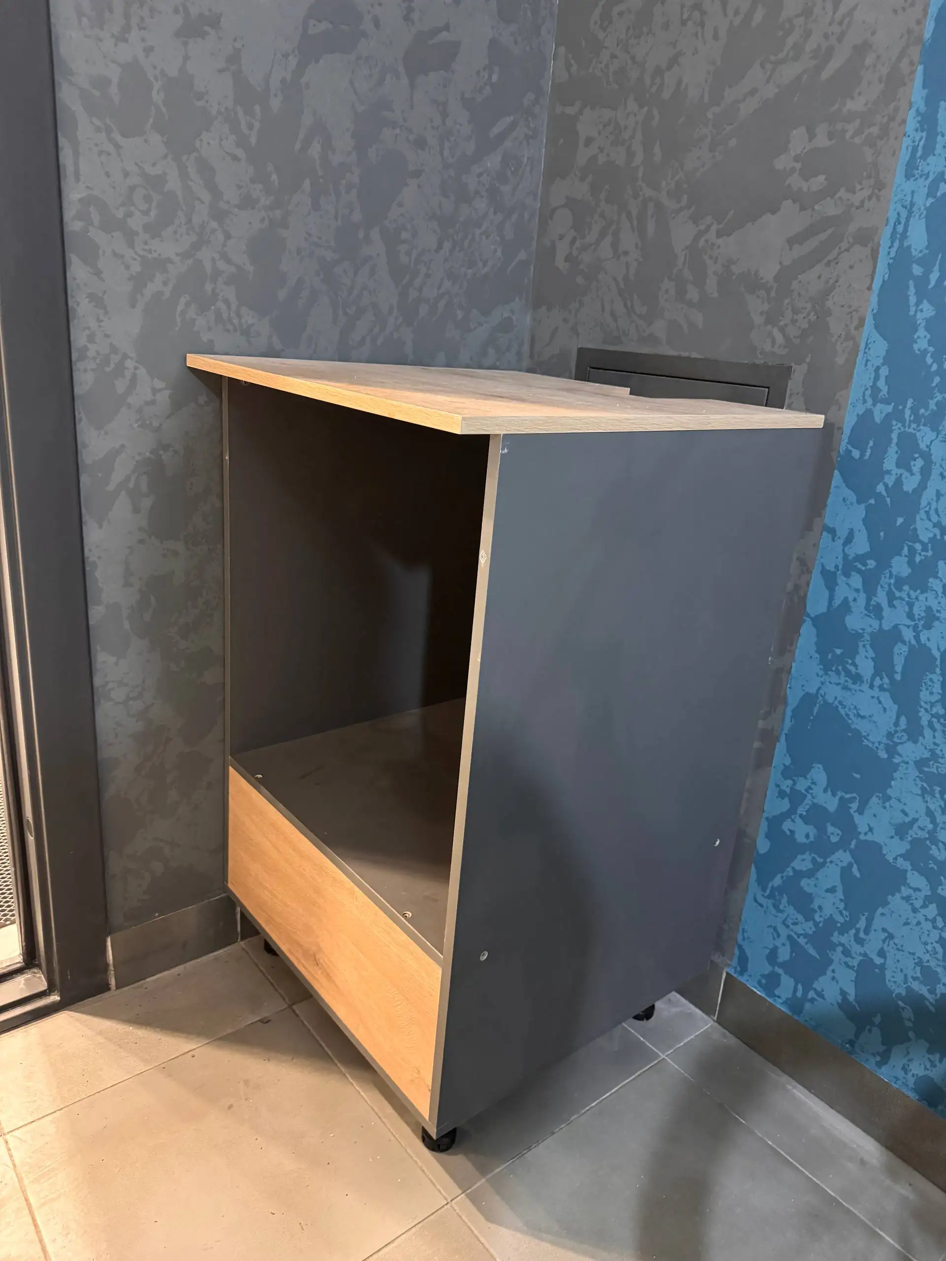 Стол-тумба под духовой шкаф - Для дома и дачи в Барнаул