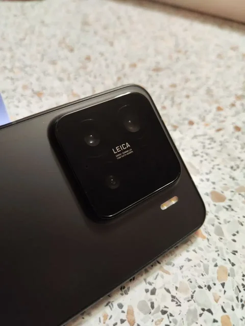 Xiaomi 15 16/1024GB - Электронные сигареты в Барнаул