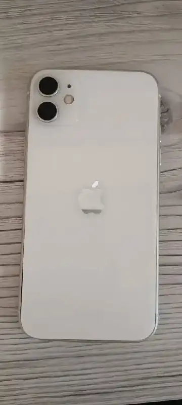 iPhone 11 64GB в отличном состоянии - Смартфоны (Электроника) в Барнаул