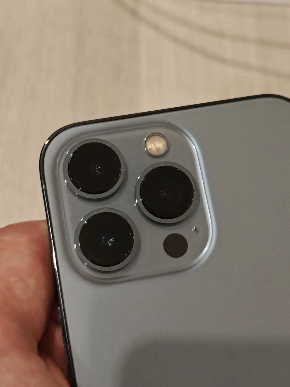 iPhone 13 Pro в идеальном состоянии - Мобильные телефоны и аксессуары (Электроника) в Барнаул