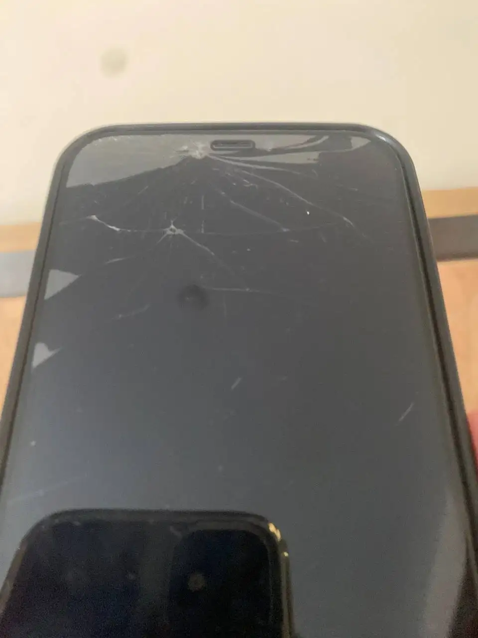 Обменяю iPhone 12 на Samsung S21 - Электроника в Барнаул