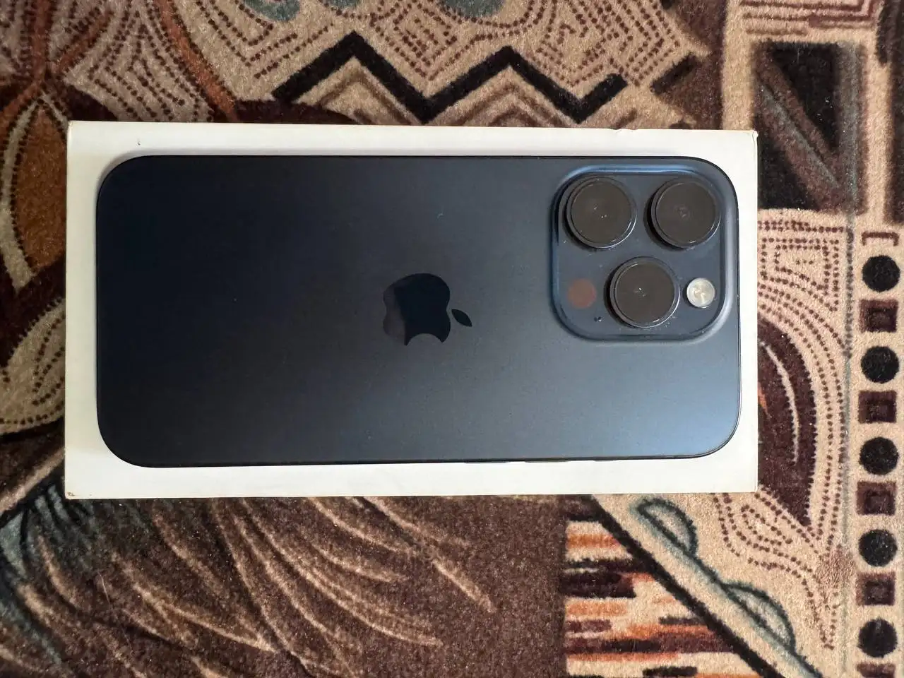 iPhone 15 Pro 256GB - Мобильные телефоны (Электроника) в Барнаул