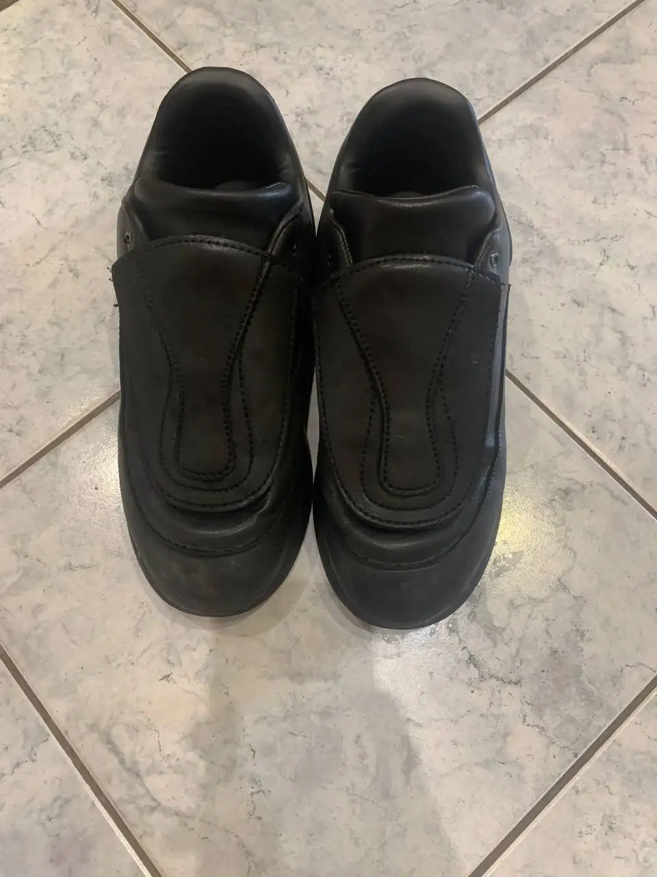 Продам Adidas Antei - Кроссовки (Одежда) в Барнаул
