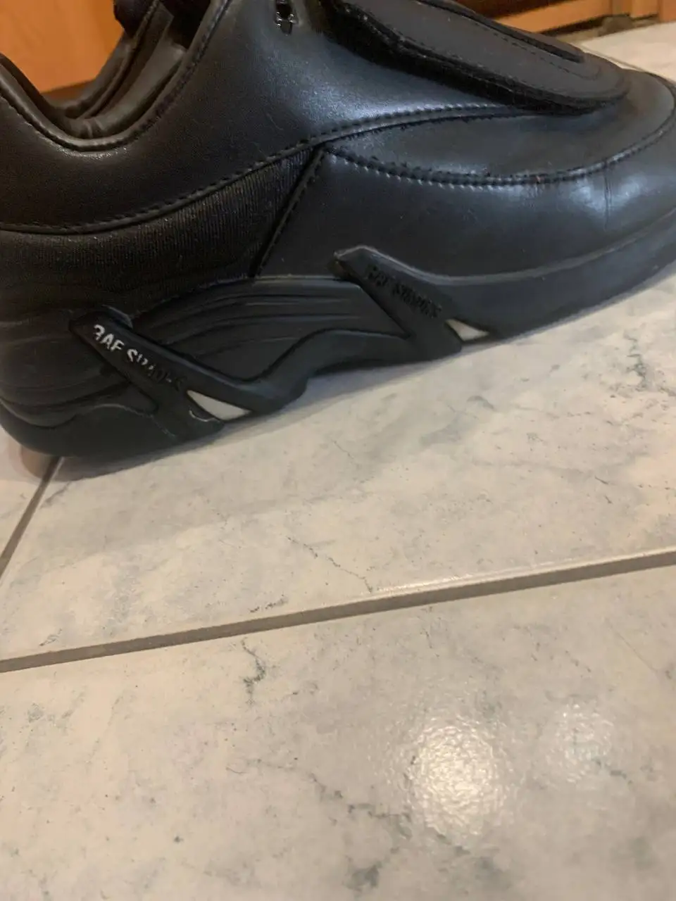 Продам Adidas Antei - Кроссовки (Одежда) в Барнаул