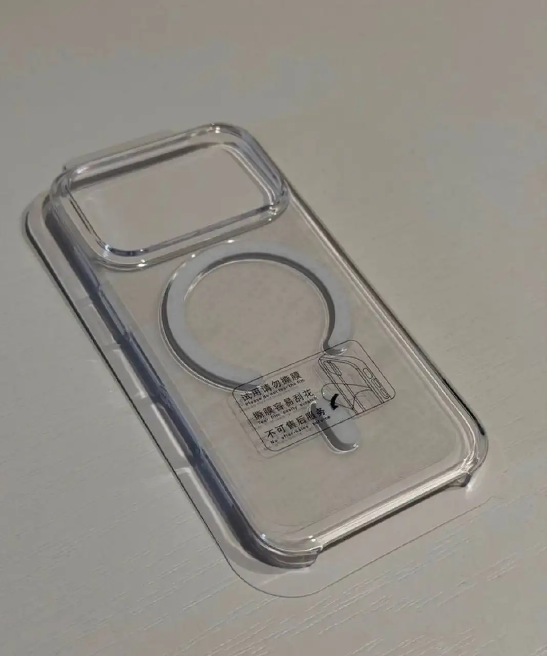 Чехол на iPhone 17 Pro - Электроника в Барнаул