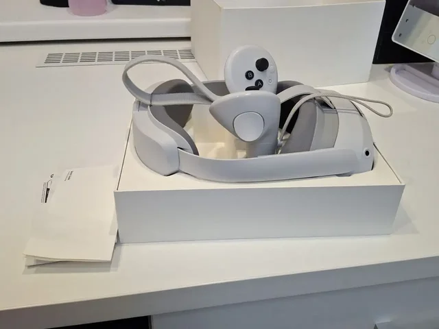VR шлем Pico 4 Ultra - Прочее в Барнаул