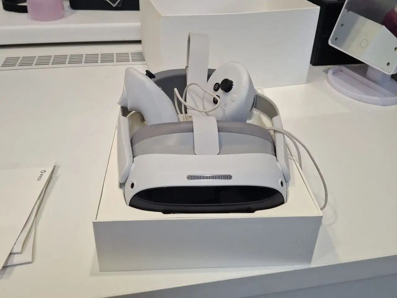 VR шлем Pico 4 Ultra - VR шлемы (Электроника) в Барнаул