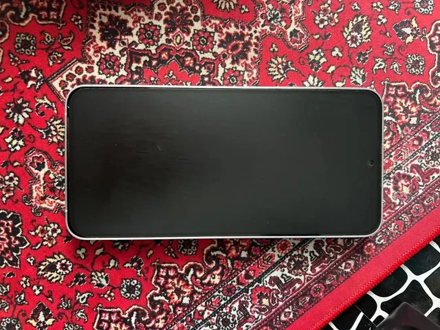 Samsung Galaxy S24 FE - Смартфоны в Барнаул