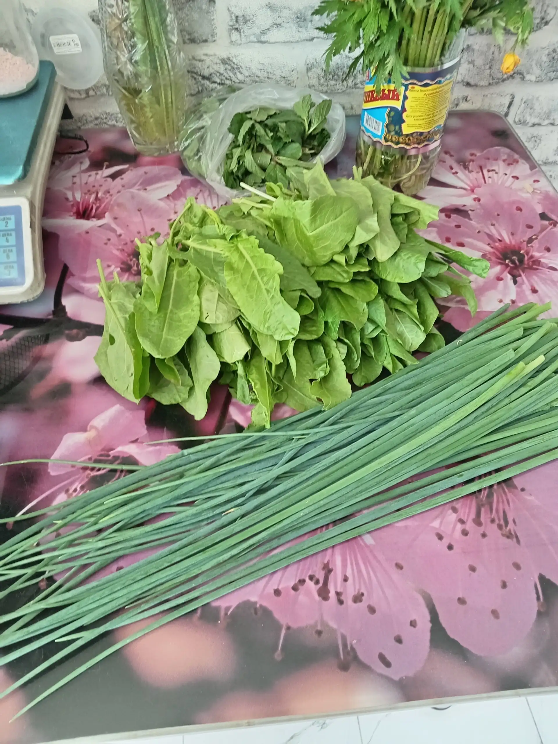 Продажа щавеля, лука, сала и корейки - Продукты питания в Барнаул