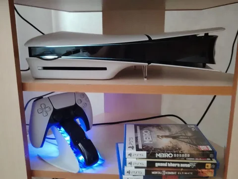 Обмен PlayStation 5 Slim на ПК - Плееры и камеры в Барнаул