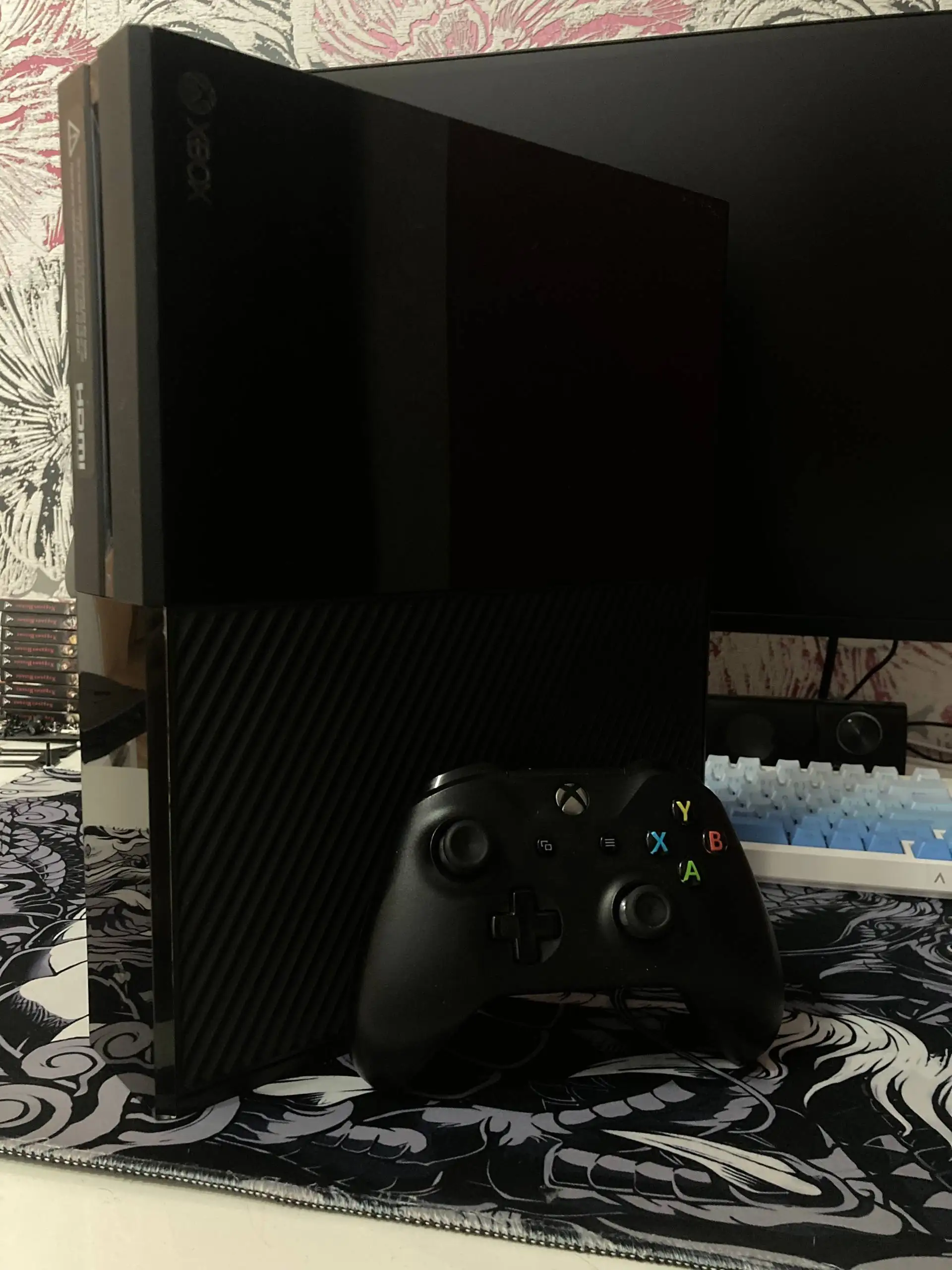 Продам XBOX ONE 512Gb - Игровые приставки (Электроника) в Барнаул