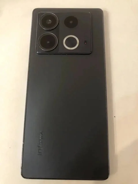 Infinix hot 40 - Мобильная техника в Барнаул