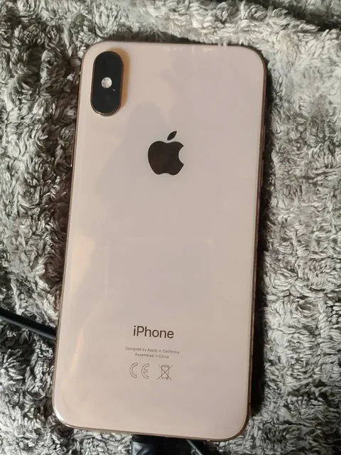 Обмен iPhone XS 256GB - Зарядные устройства в Барнаул