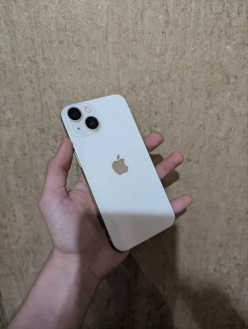 iPhone 14 128GB в отличном состоянии - Зарядные устройства в Барнаул