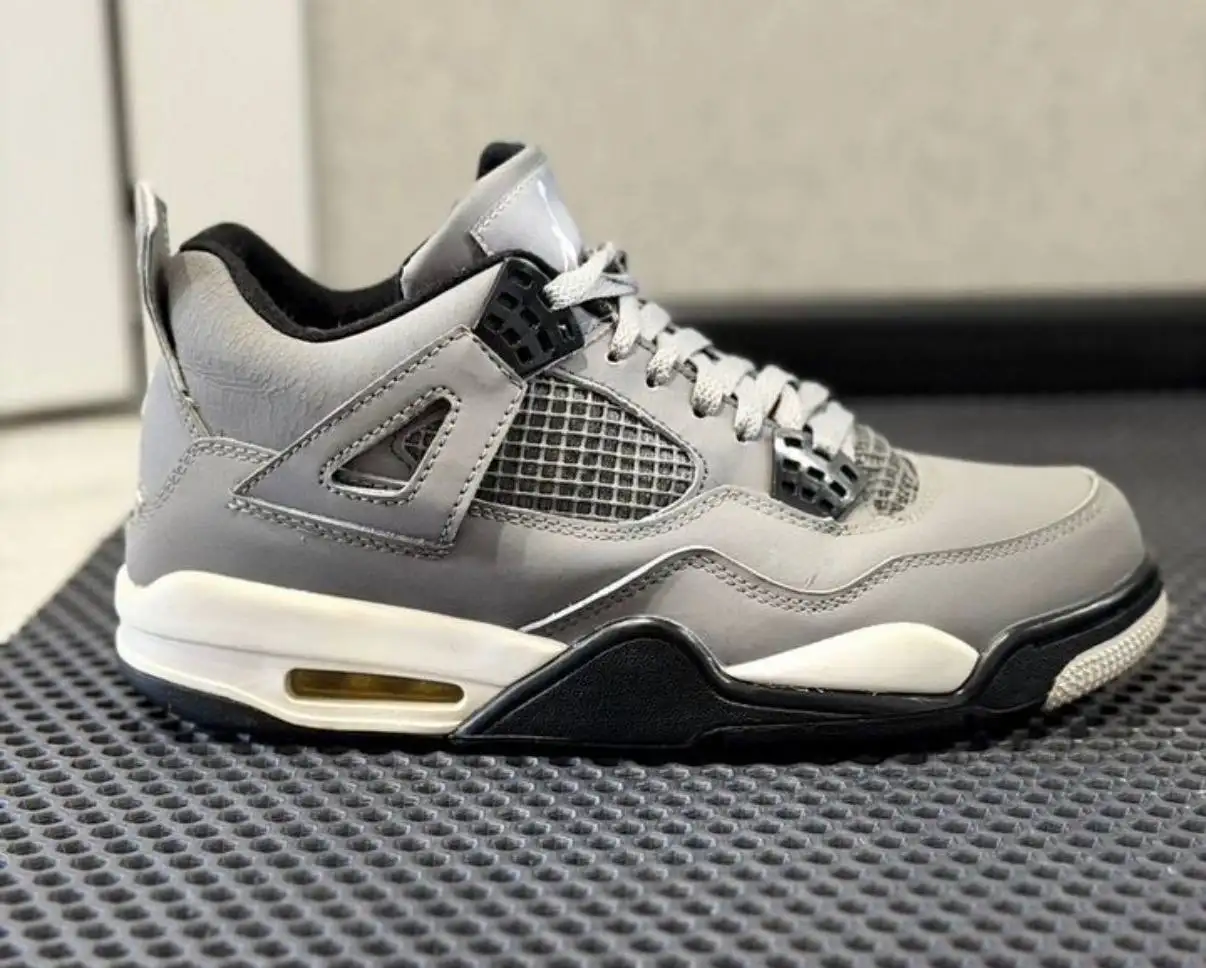 Кроссовки Jordan 41 размера - Обувь (Одежда) в Барнаул