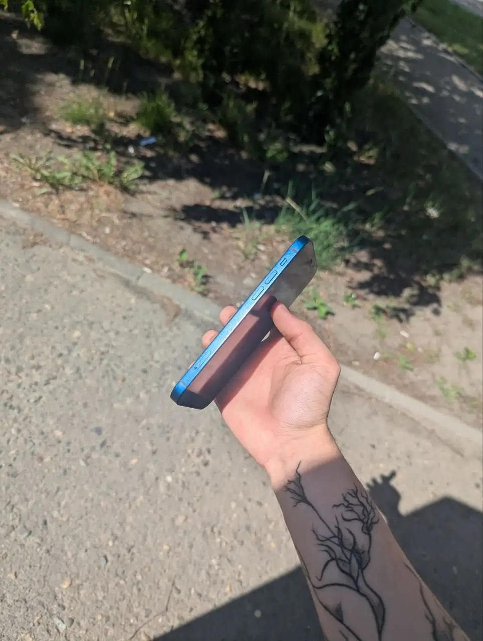 iPhone 12 128GB - Смартфоны и аксессуары (Электроника) в Барнаул