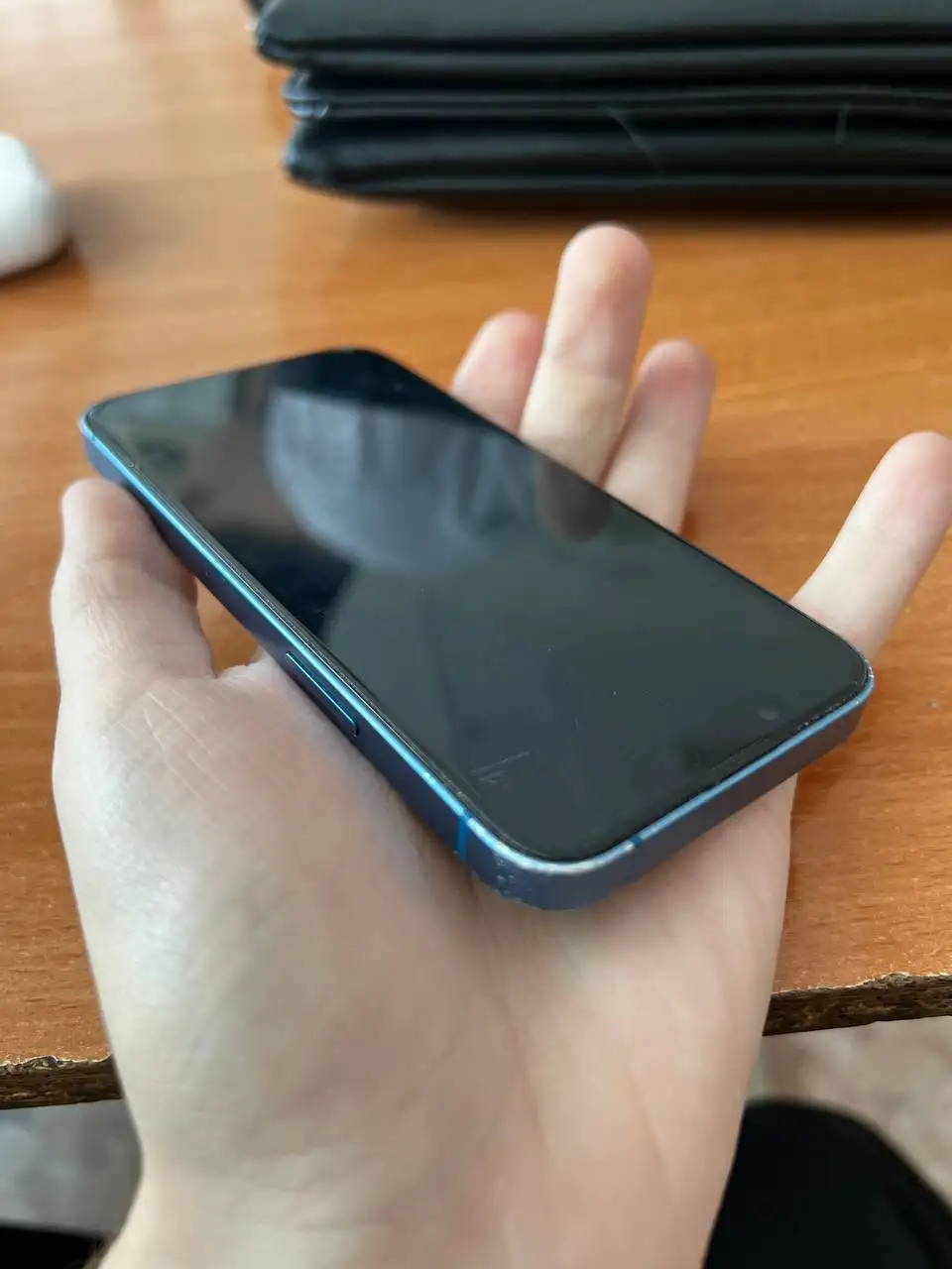 iPhone 13 mini blue - Смартфоны и гаджеты (Электроника) в Барнаул