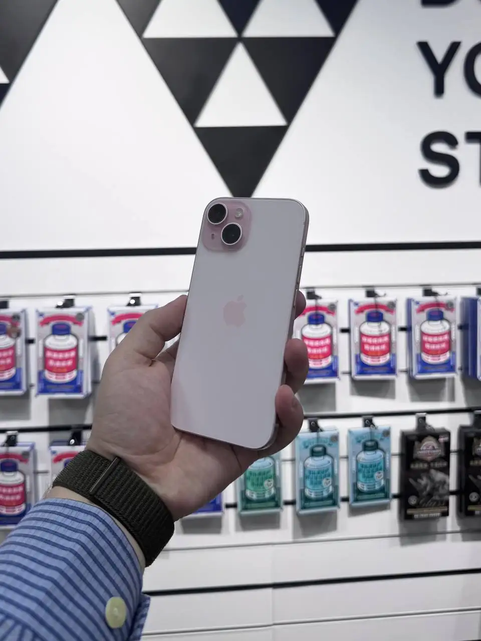 iPhone 15 256 GB - Смартфоны (Электроника) в Барнаул
