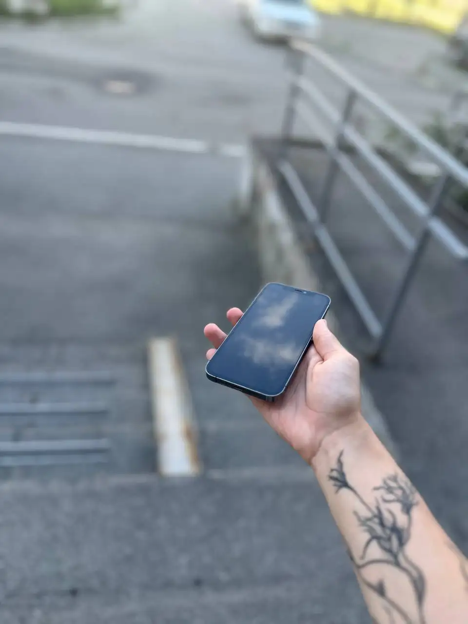 Продам iPhone 12 Pro 128GB - Смартфоны (Электроника) в Барнаул