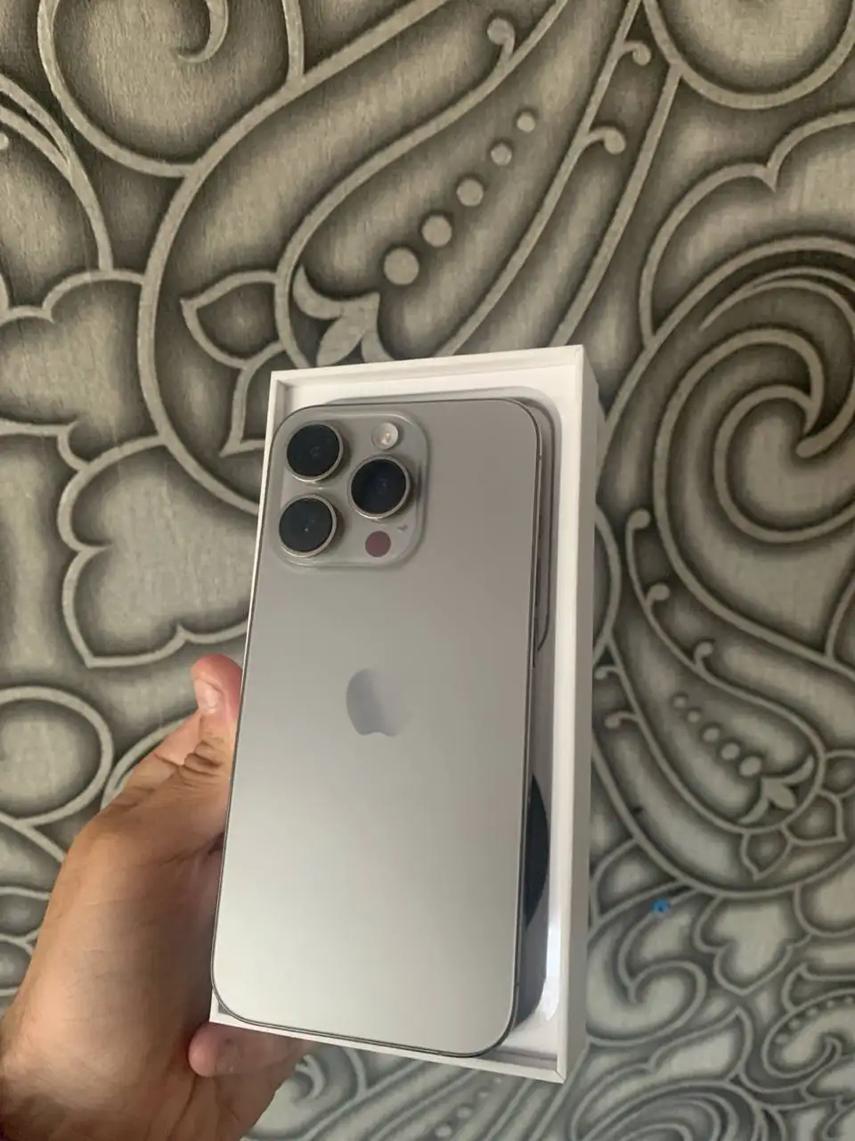 iPhone 15 Pro 1TB - Мобильные телефоны (Электроника) в Барнаул
