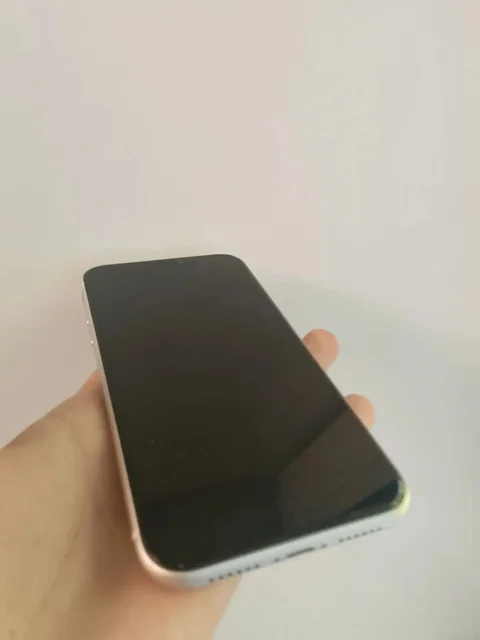 Продам iPhone 11 - Смартфоны, планшеты в Барнаул