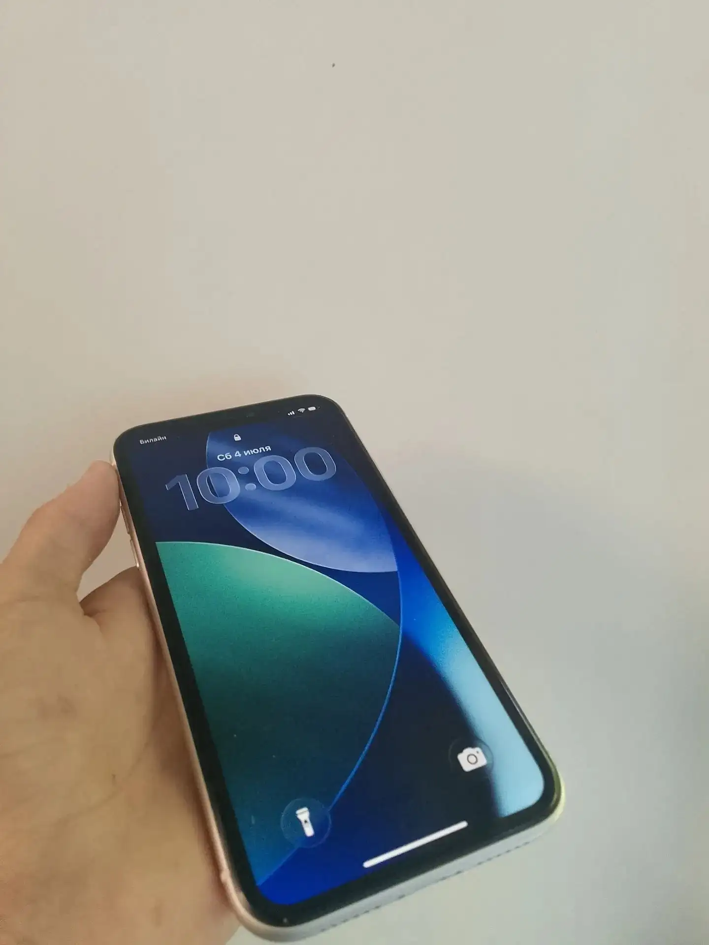 Продам iPhone 11 - Смартфоны и телефоны (Электроника) в Барнаул
