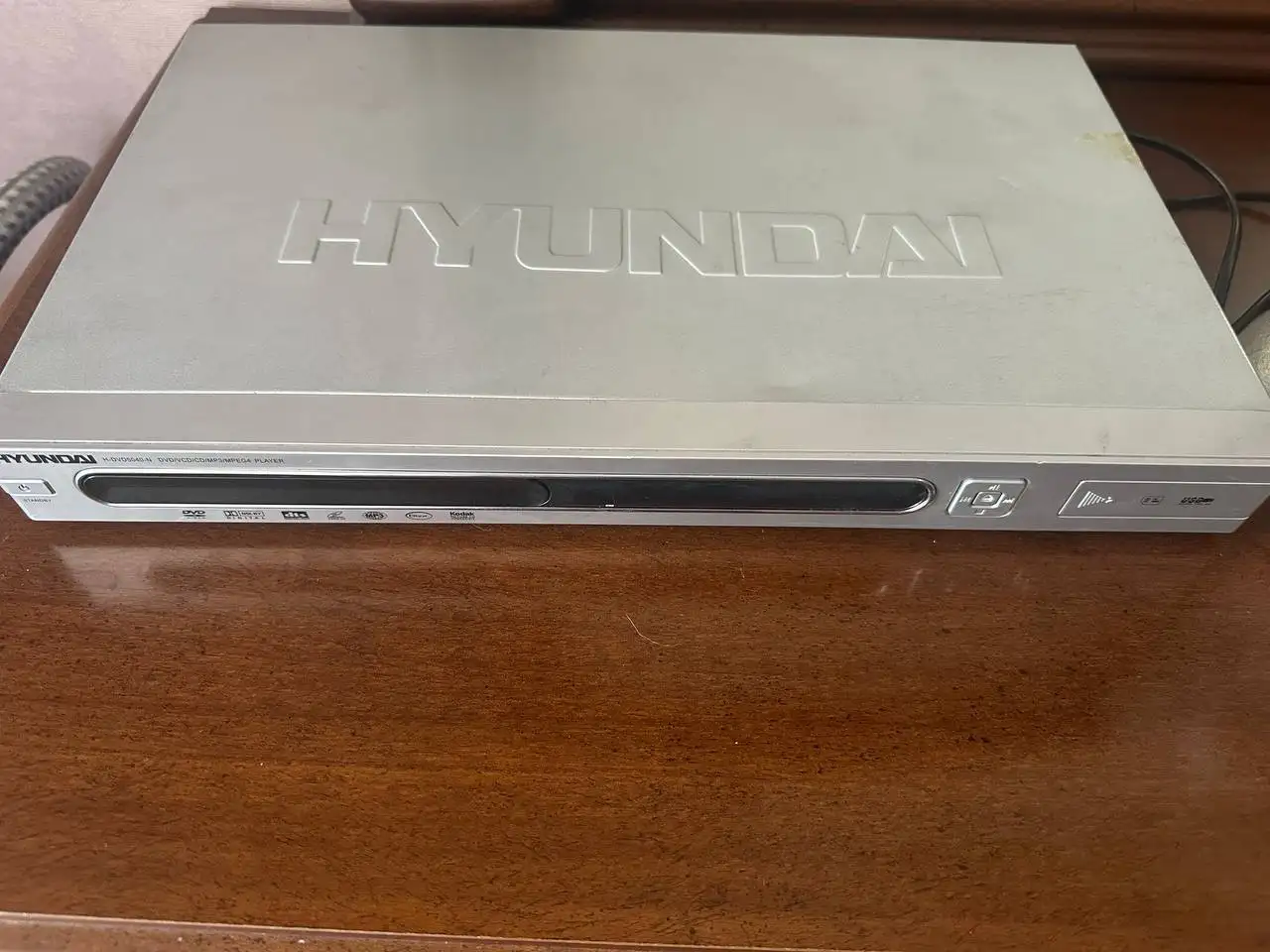 Продам все срочно: Телефон LG, DVD-плеер, монитор - Электроника в Барнаул