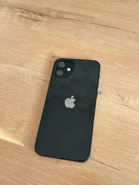 Продам iPhone 12 64GB черный - Смартфоны в Барнаул