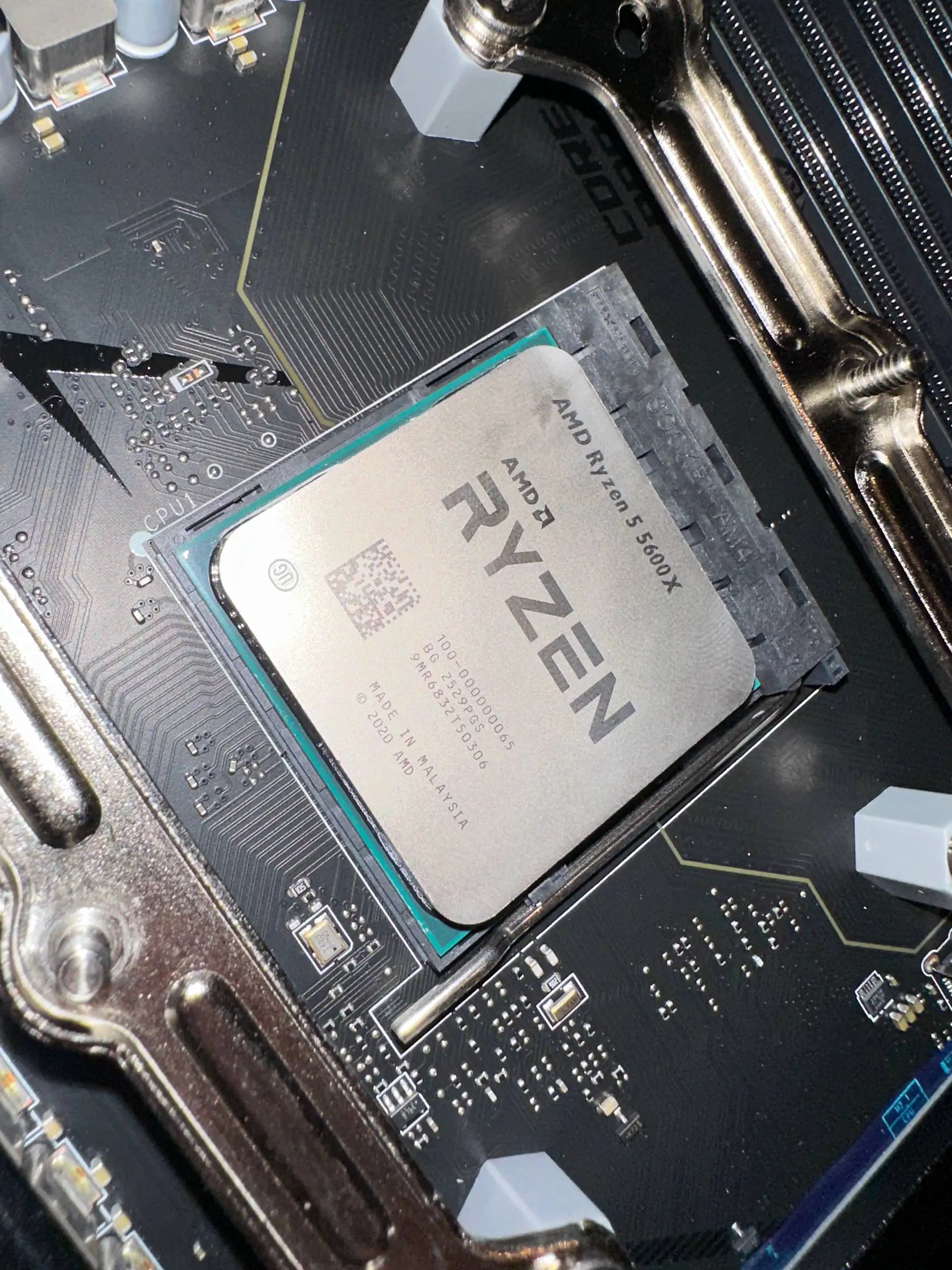 Продажа комплекта: материнская плата B550 Gaming Plus, процессор 5600X, кулер CR-1000 EVO - Комплектующие (Электроника) в Барнаул