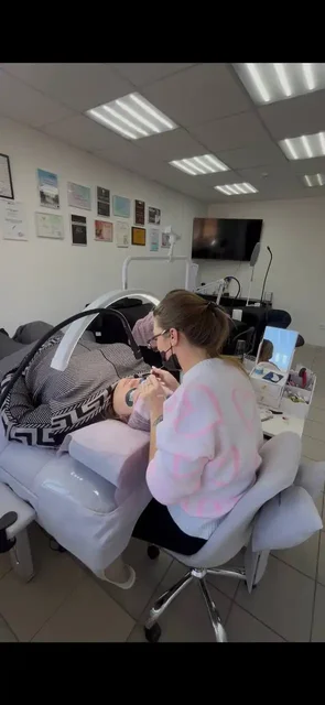 Экстренная запись на наращивание ресниц к Новому году - Красота и здоровье в Ангарск