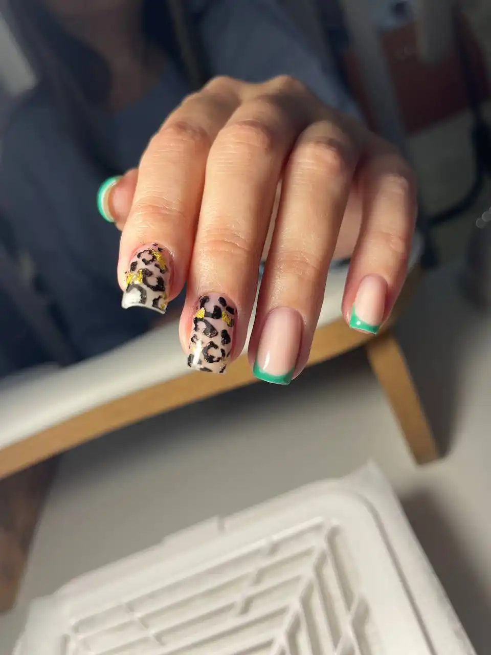 Маникюр в Ангарске