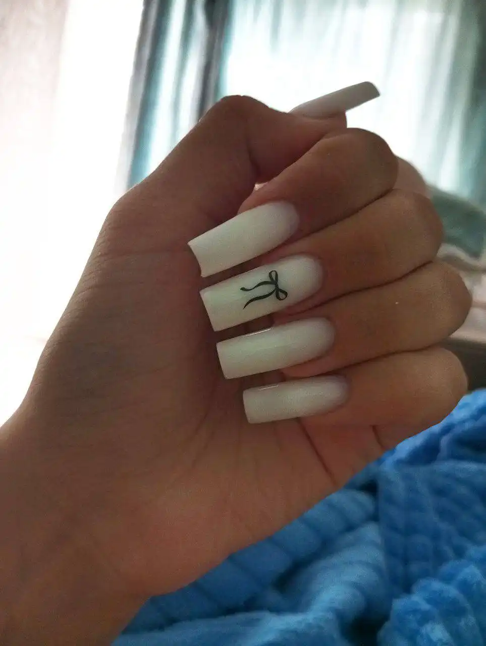 Поиск моделей для маникюра