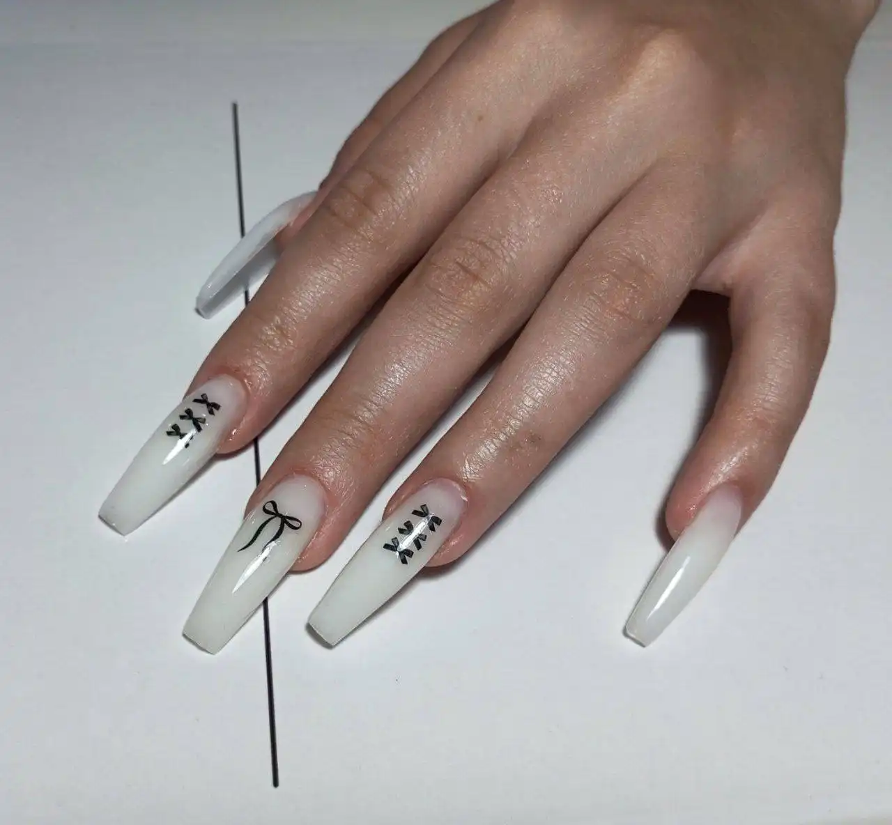 Поиск моделей для маникюра