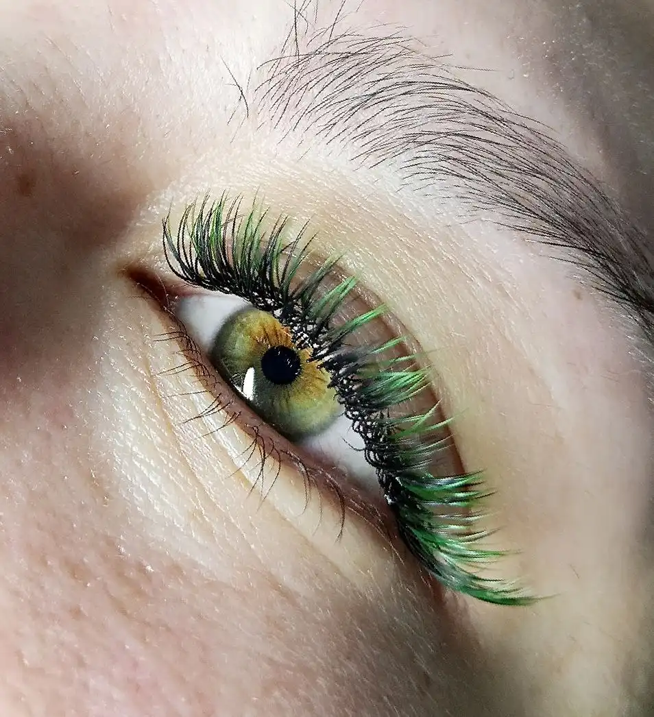 Наращивание и ламинирование ресниц в Ангарске