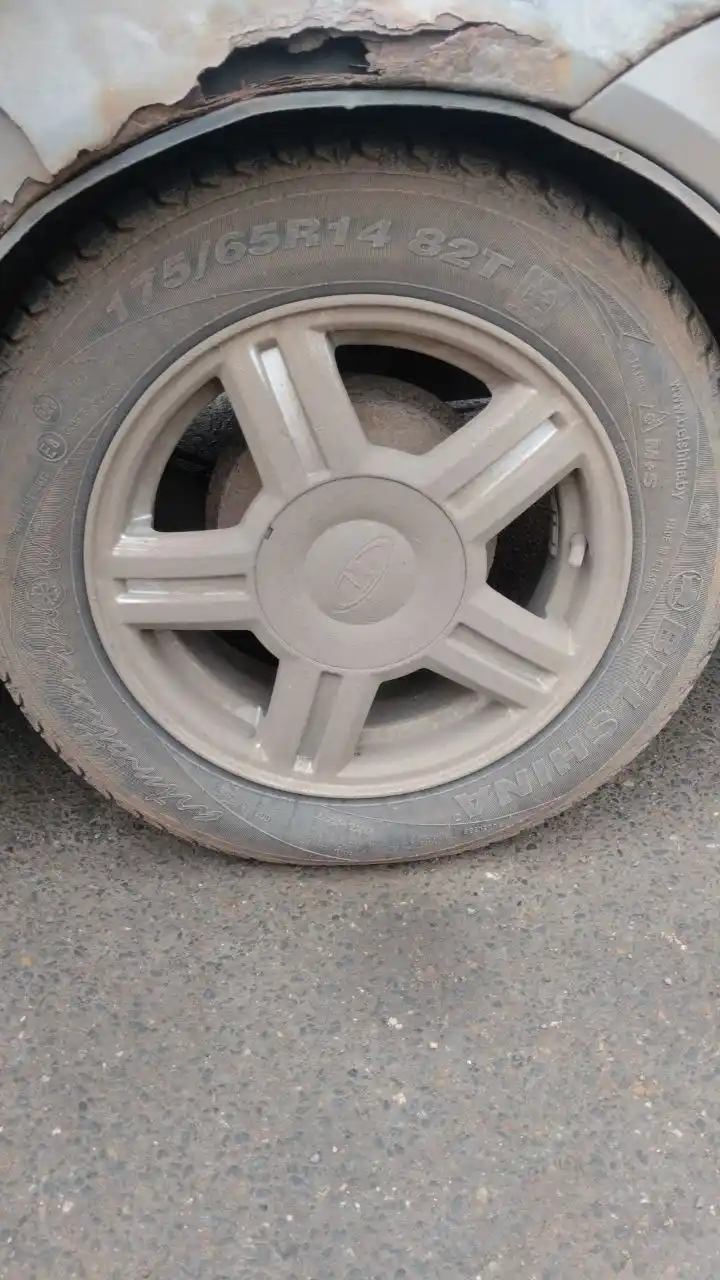 Куплю диск R14 на Приору - Запчасти в Оренбург