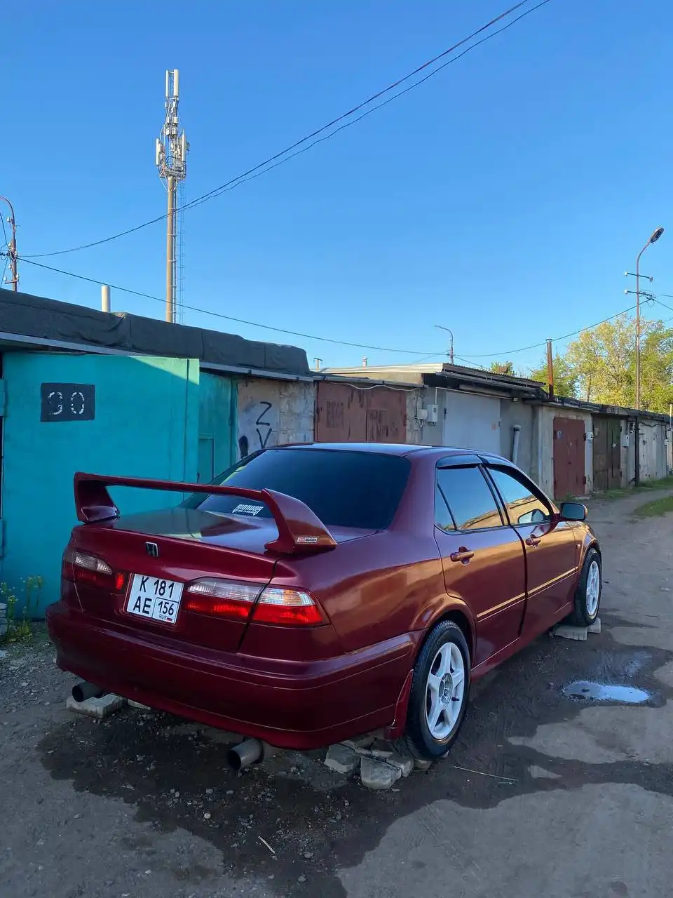 Продажа автомобиля 200 сил, механика