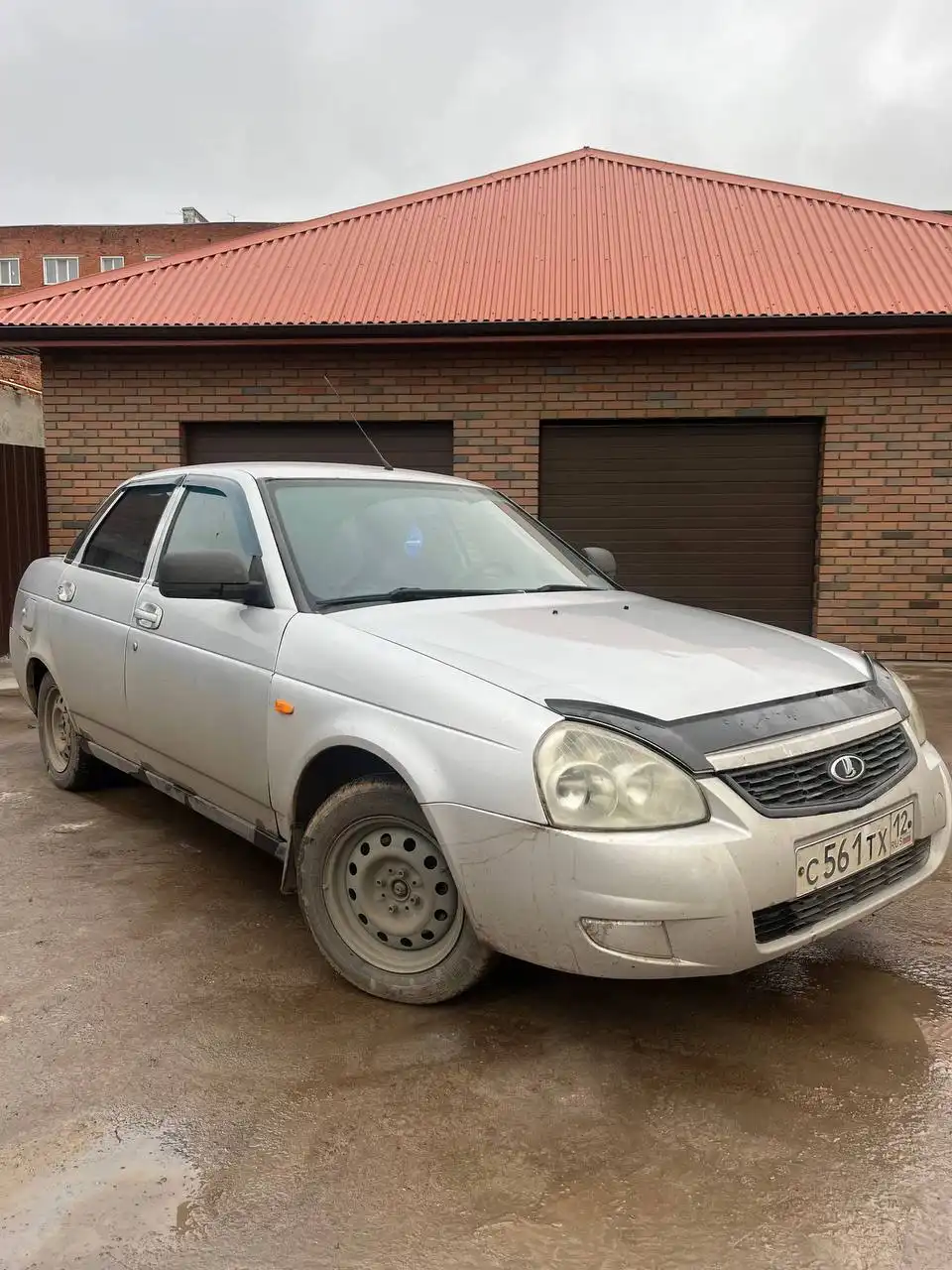 Продажа автомобиля Lada Priora 2012 года