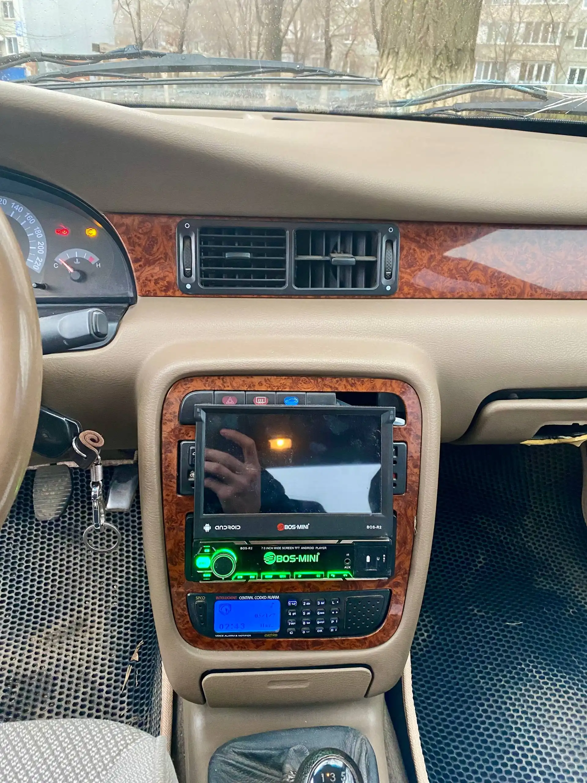 IRAN KHODRO SAMAND в максимальной комплектации