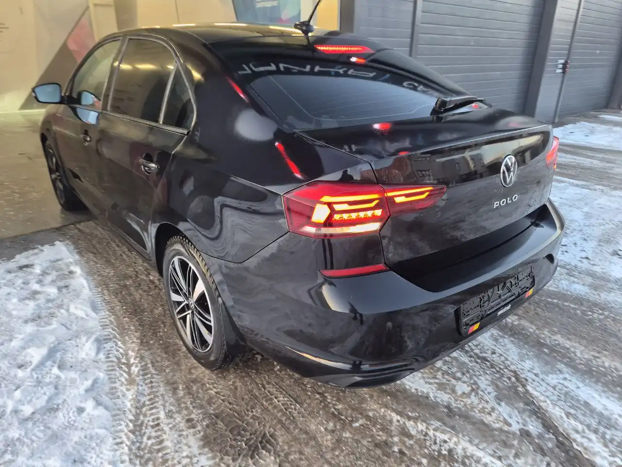 Продам VW Polo 2020 года 1.4 TSI DSG