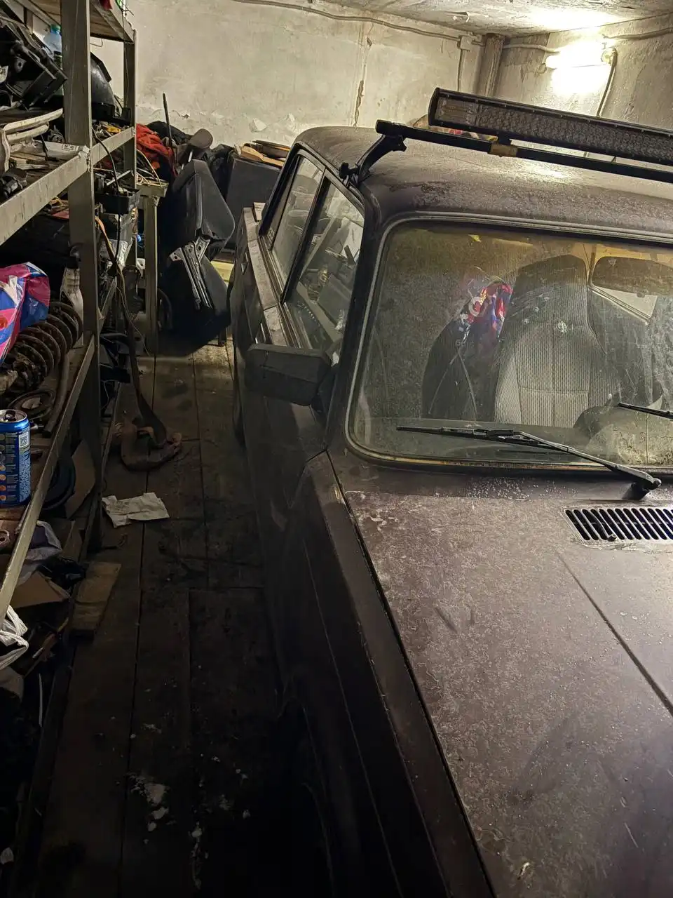 ВАЗ 2107 2006 года темно-вишневый