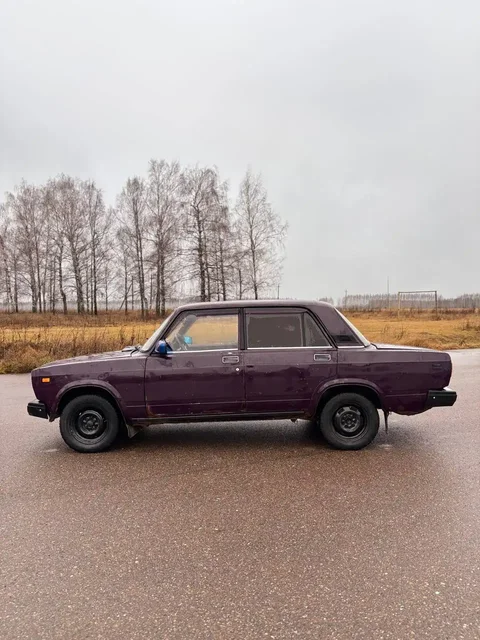 ВАЗ 2107 2003 г.в. в отличном состоянии - Госномера в Оренбург