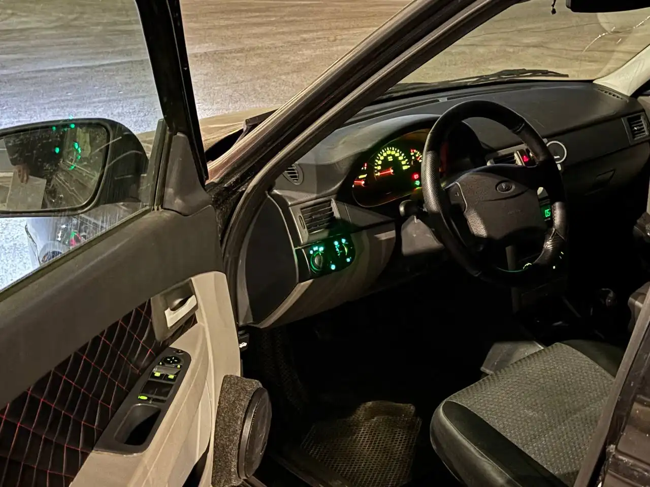 Продажа VAZ 2170 LADA PRIORA 2011 года